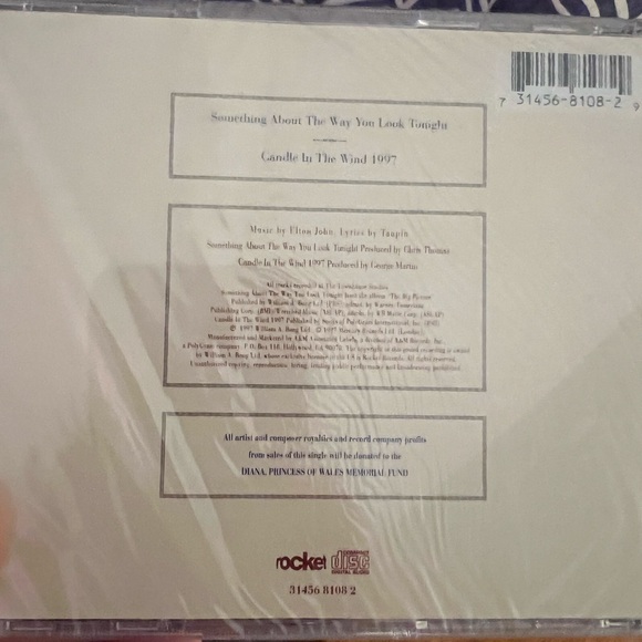 Princess Diana bundle of 10 tribute magazines 1 book 1 CD - Picture 14 of 16